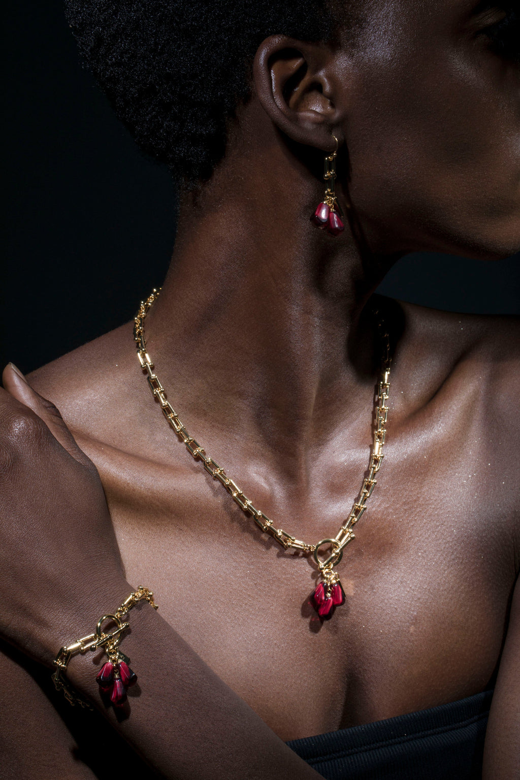 Pomegranate Seeds Necklace in Gold and Red